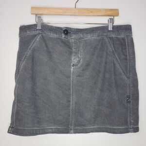 Sarah Pacini Medium Size 8/10 Gray Distressed Mini Skirt